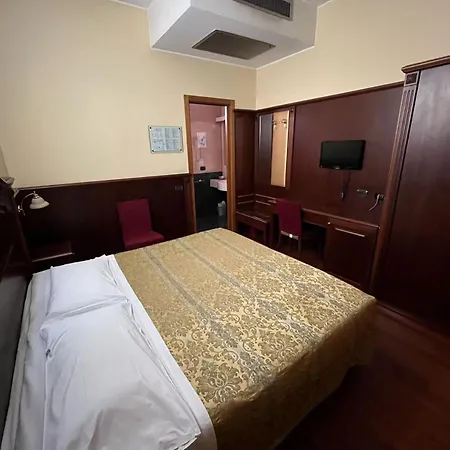 Valganna Hotel 3*