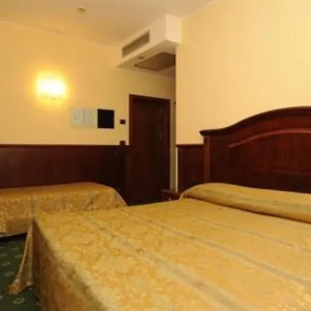 Valganna Отель Милан